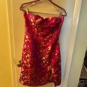 Floral jacquard Strapless Dress in Pink and Gold